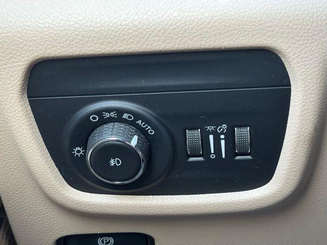 used 2022 Jeep Grand Cherokee L car, priced at $32,744