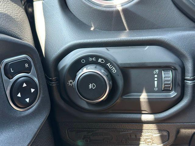 new 2025 Jeep Wrangler car, priced at $53,893