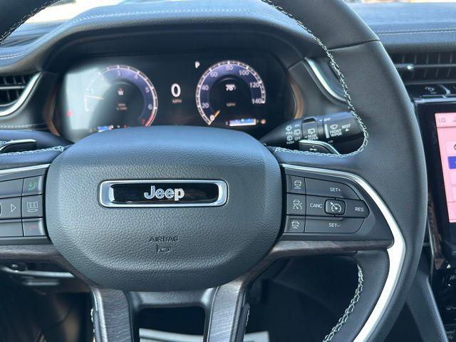 new 2025 Jeep Grand Cherokee car, priced at $42,658