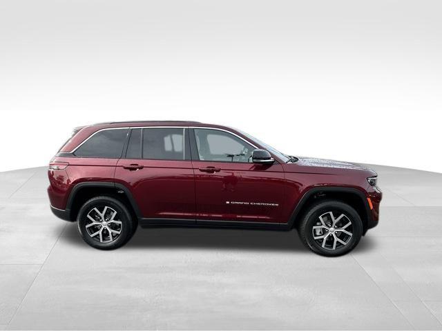 new 2025 Jeep Grand Cherokee car, priced at $41,158