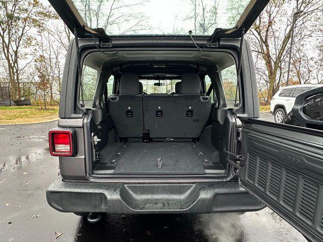 new 2026 Jeep Wrangler car, priced at $44,370