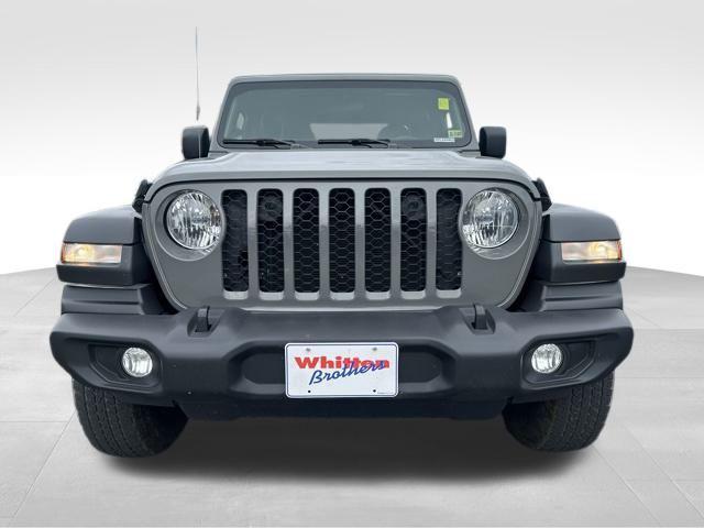 used 2021 Jeep Gladiator car, priced at $29,490