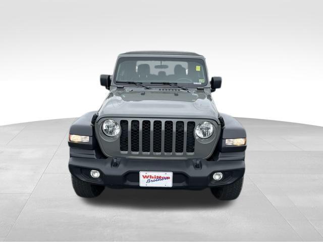 used 2021 Jeep Gladiator car, priced at $29,490