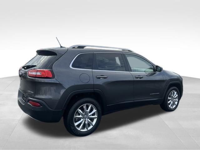 used 2015 Jeep Cherokee car, priced at $16,490