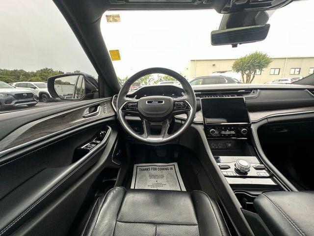 used 2022 Jeep Grand Cherokee car, priced at $39,490