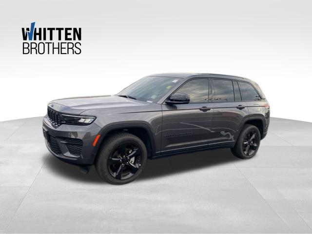 used 2023 Jeep Grand Cherokee car, priced at $35,000