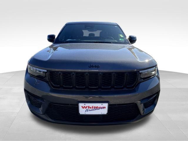 used 2023 Jeep Grand Cherokee car, priced at $35,000
