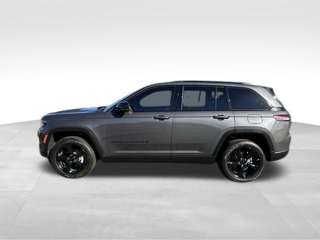 used 2023 Jeep Grand Cherokee car, priced at $35,000