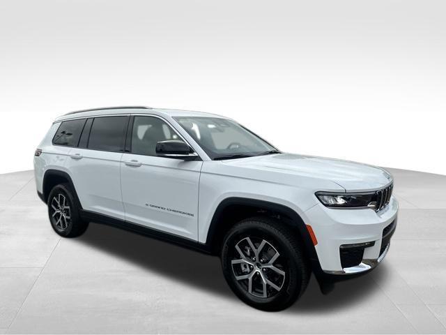 new 2025 Jeep Grand Cherokee L car, priced at $44,700