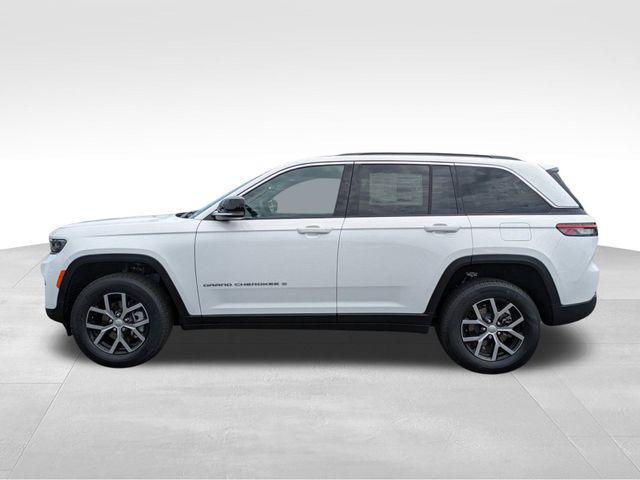 new 2024 Jeep Grand Cherokee car, priced at $39,944