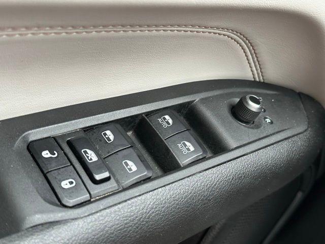 used 2023 Jeep Compass car, priced at $24,890