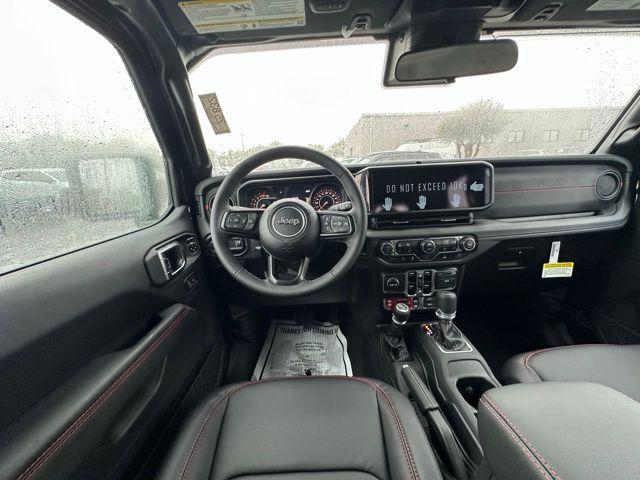 new 2025 Jeep Gladiator car, priced at $51,820