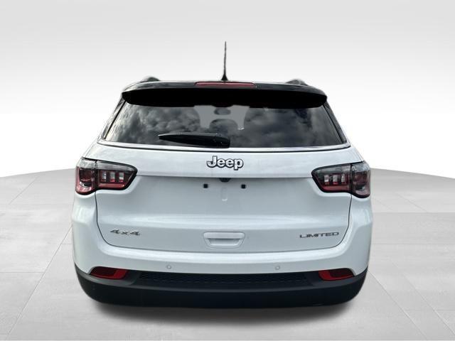 new 2025 Jeep Compass car, priced at $31,560