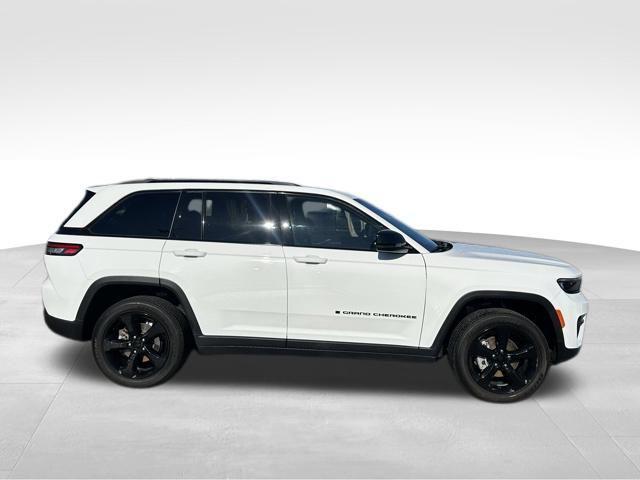 used 2023 Jeep Grand Cherokee car, priced at $34,490