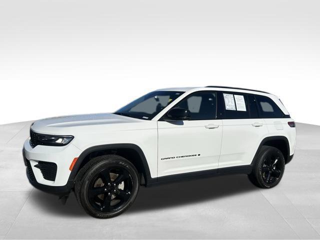 used 2023 Jeep Grand Cherokee car, priced at $34,490