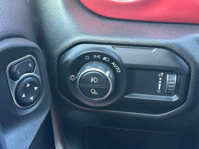 used 2023 Jeep Gladiator car, priced at $38,290