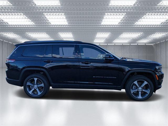 new 2023 Jeep Grand Cherokee L car, priced at $53,000