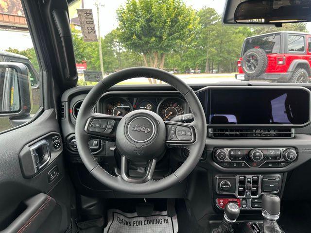 new 2025 Jeep Gladiator car, priced at $51,820