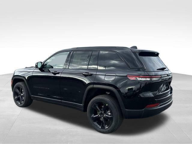 new 2025 Jeep Grand Cherokee car, priced at $43,424