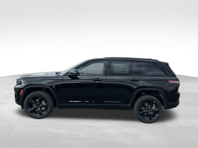 new 2025 Jeep Grand Cherokee car, priced at $43,424