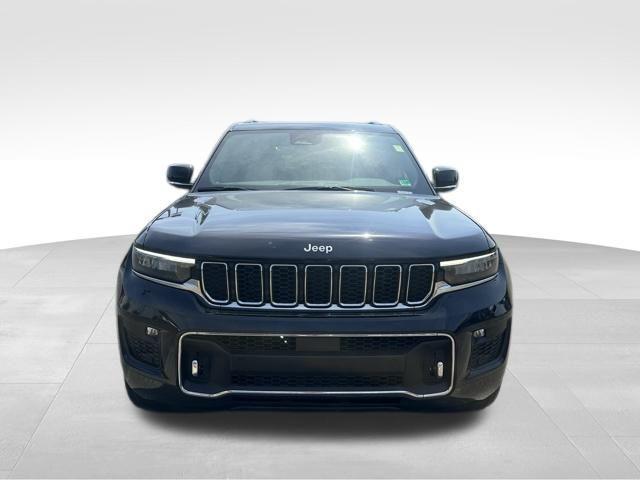 used 2024 Jeep Grand Cherokee car, priced at $47,890