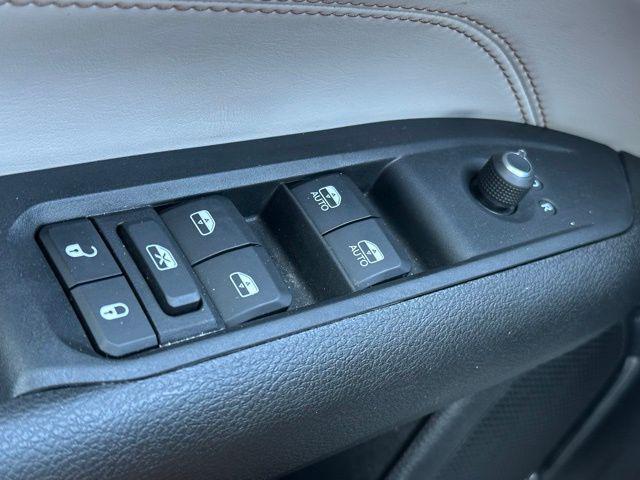 used 2022 Jeep Compass car, priced at $23,490