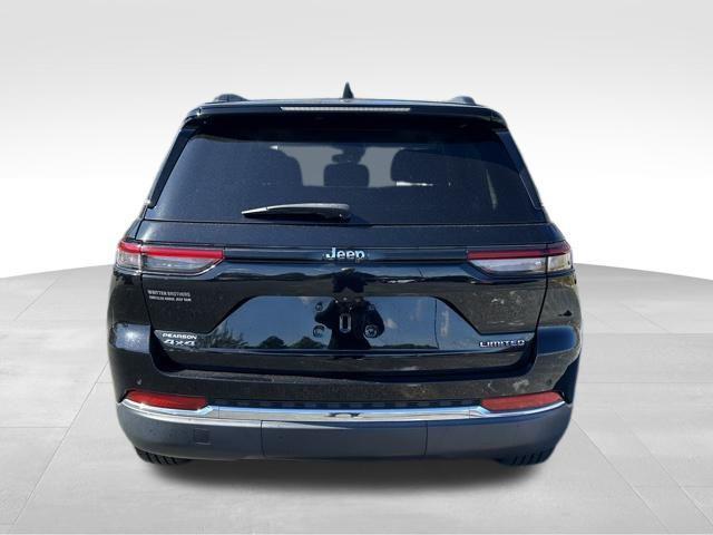 used 2023 Jeep Grand Cherokee car, priced at $29,490