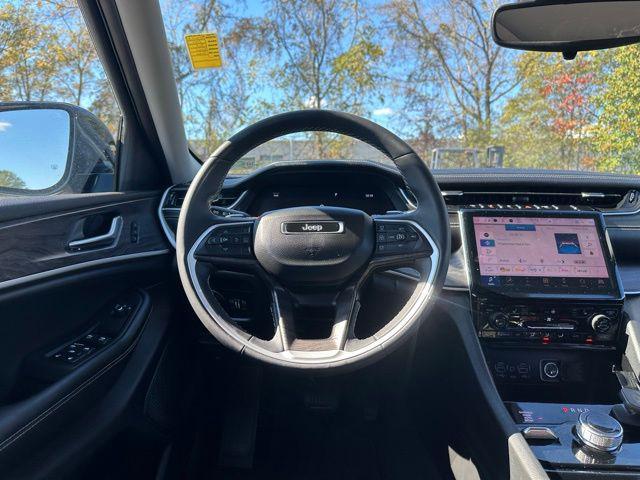 used 2023 Jeep Grand Cherokee car, priced at $29,490