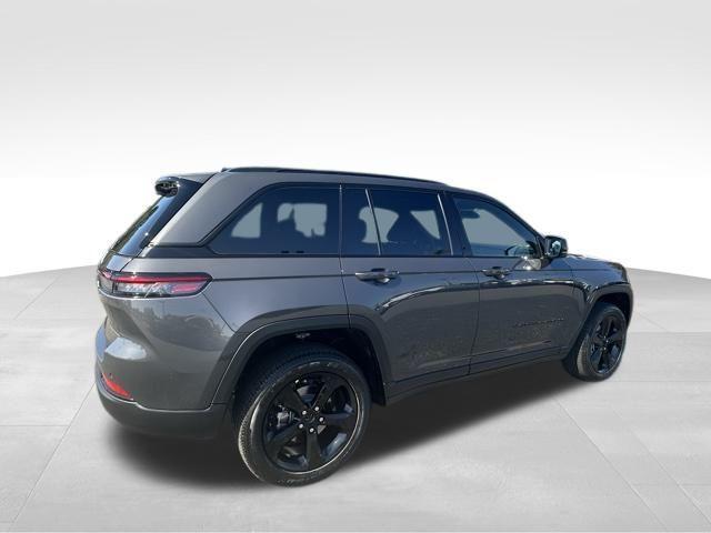 new 2025 Jeep Grand Cherokee car, priced at $45,361