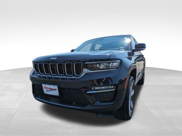 new 2024 Jeep Grand Cherokee car, priced at $48,239