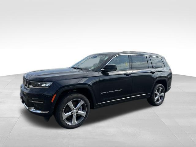 new 2025 Jeep Grand Cherokee L car, priced at $49,861