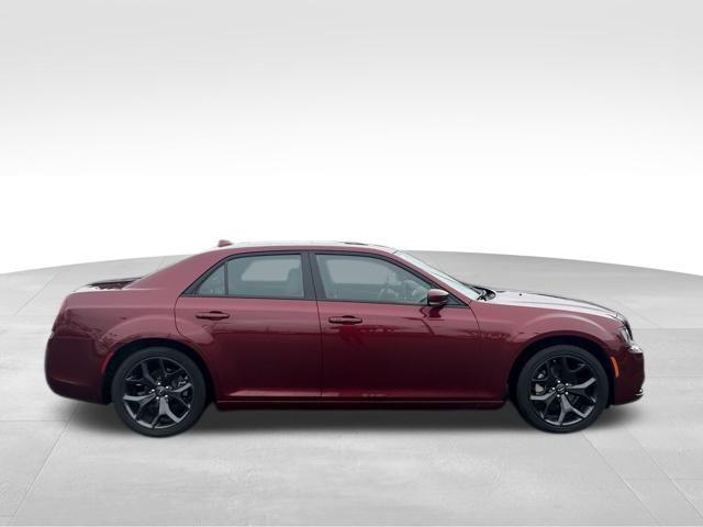 used 2023 Chrysler 300 car, priced at $28,000