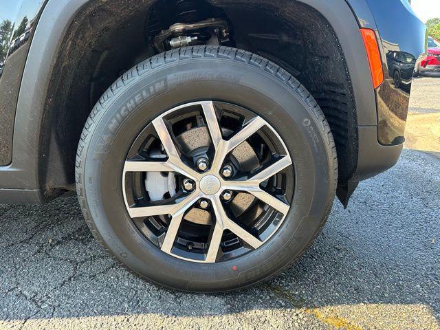 new 2025 Jeep Grand Cherokee car, priced at $41,158