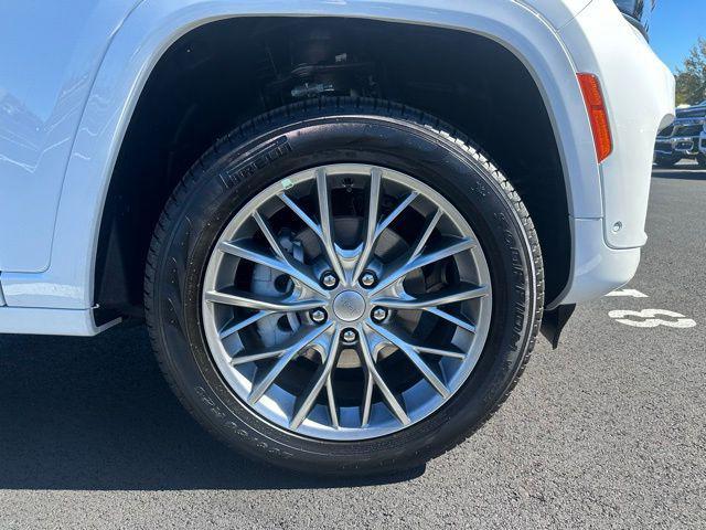 new 2025 Jeep Grand Cherokee car, priced at $56,144