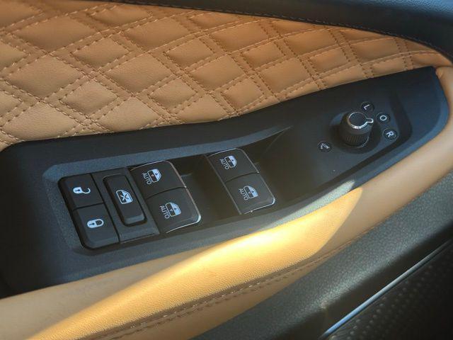 new 2025 Jeep Grand Cherokee car, priced at $56,144