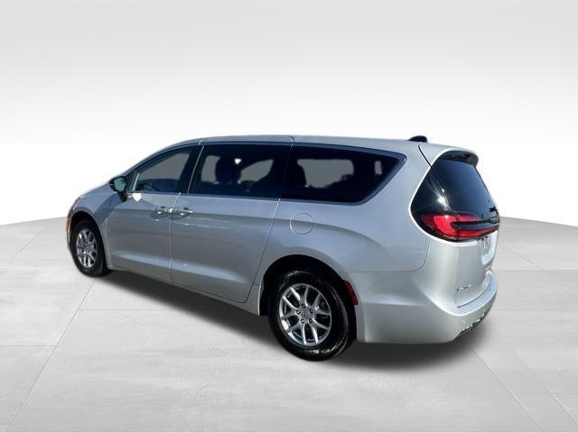 used 2024 Chrysler Pacifica car, priced at $34,490