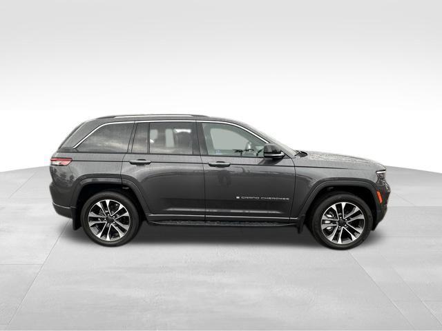 used 2022 Jeep Grand Cherokee car, priced at $37,000