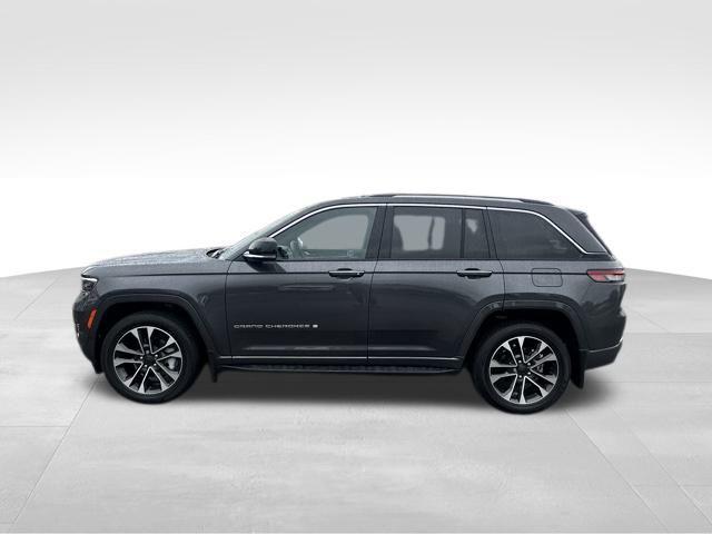used 2022 Jeep Grand Cherokee car, priced at $37,000