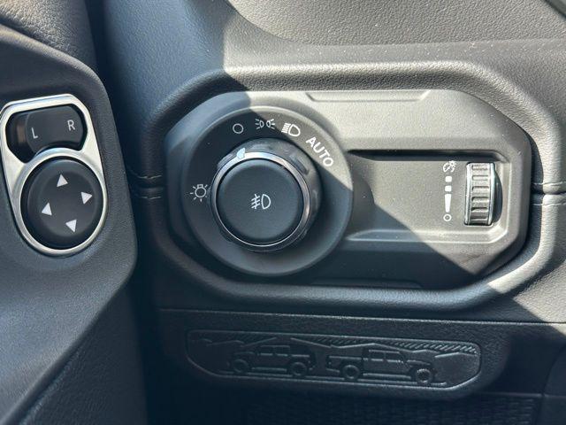 new 2025 Jeep Wrangler car, priced at $49,349