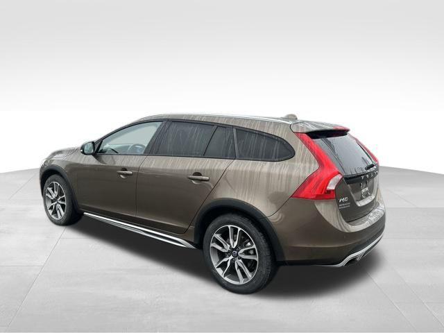 used 2018 Volvo V60 Cross Country car, priced at $19,000