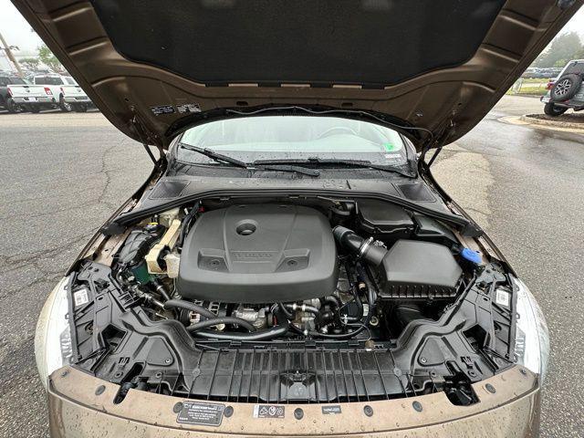 used 2018 Volvo V60 Cross Country car, priced at $19,000