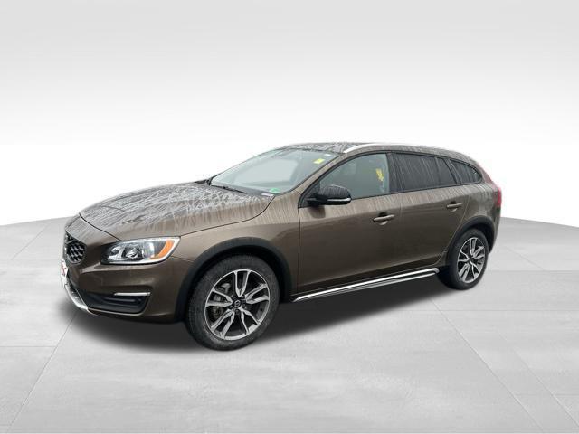 used 2018 Volvo V60 Cross Country car, priced at $19,000