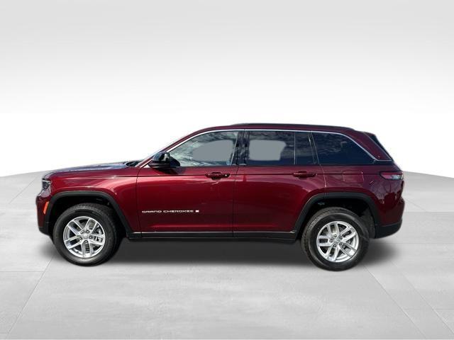 new 2025 Jeep Grand Cherokee car, priced at $39,162