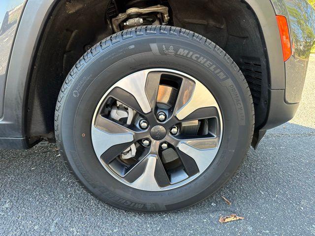 used 2023 Jeep Grand Cherokee 4xe car, priced at $32,190