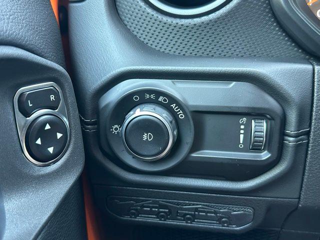 new 2025 Jeep Wrangler car, priced at $56,584
