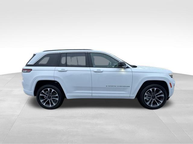 new 2025 Jeep Grand Cherokee car, priced at $54,640