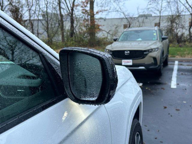 new 2025 Jeep Grand Cherokee car, priced at $54,640