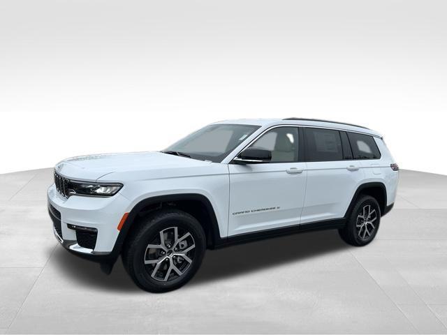 new 2025 Jeep Grand Cherokee L car, priced at $43,858