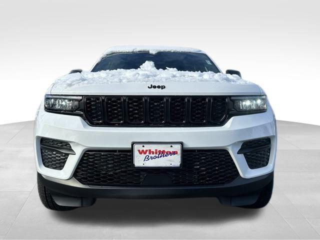 new 2025 Jeep Grand Cherokee car, priced at $42,899