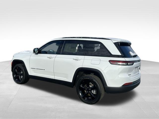 new 2025 Jeep Grand Cherokee car, priced at $42,899